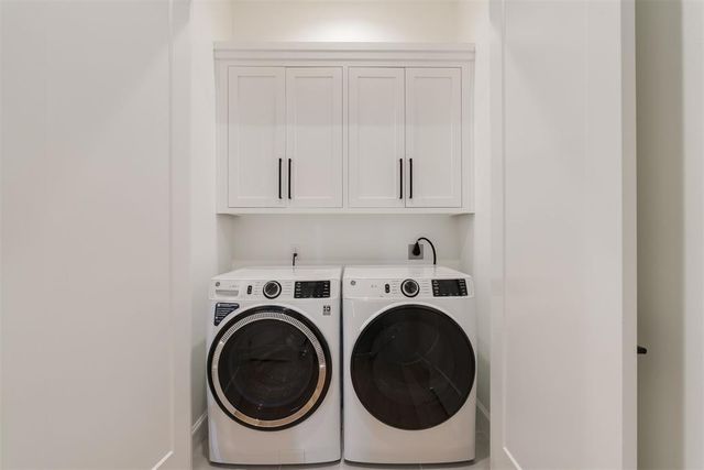 827 NW 8th Street, Oklahoma City, OK 73106