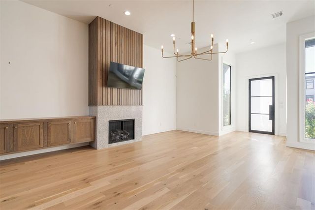 827 NW 8th Street, Oklahoma City, OK 73106