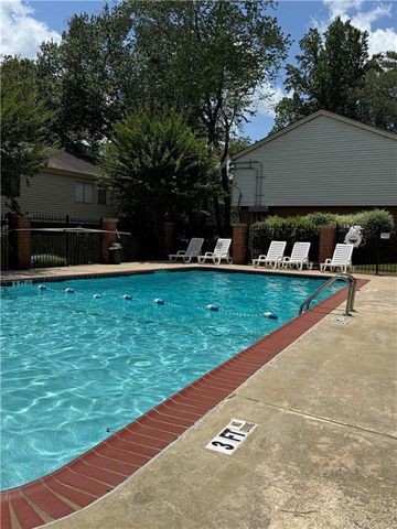 3328 Northcrest Road D, Atlanta, GA 30340