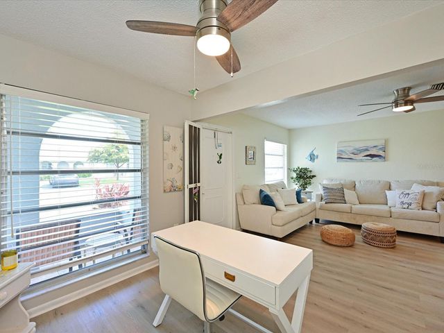 4105 35TH AVENUE W 4105, Bradenton, FL 34205