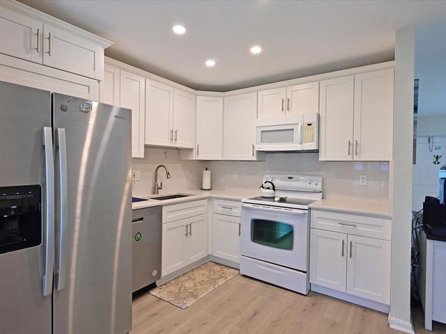 4105 35TH AVENUE W 4105, Bradenton, FL 34205