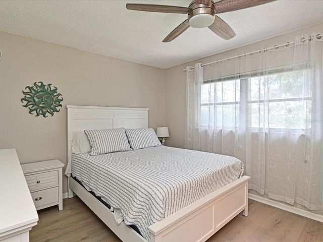 4105 35TH AVENUE W 4105, Bradenton, FL 34205