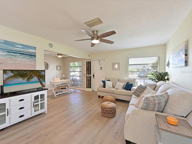 4105 35TH AVENUE W 4105, Bradenton, FL 34205