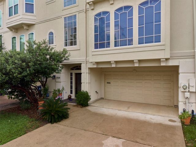 704 Reinicke Street, Houston, TX 77007