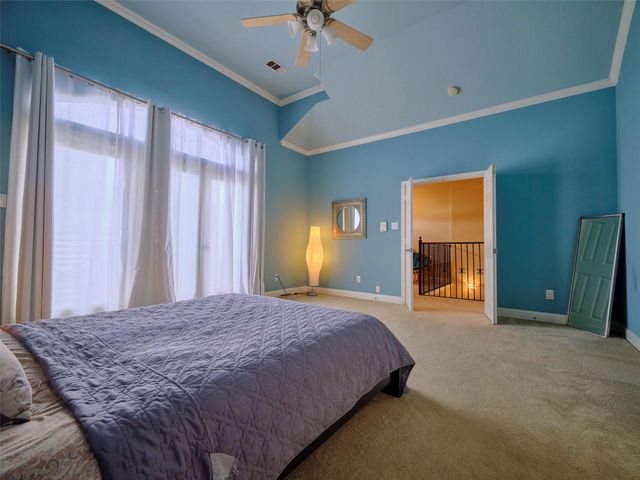 704 Reinicke Street, Houston, TX 77007