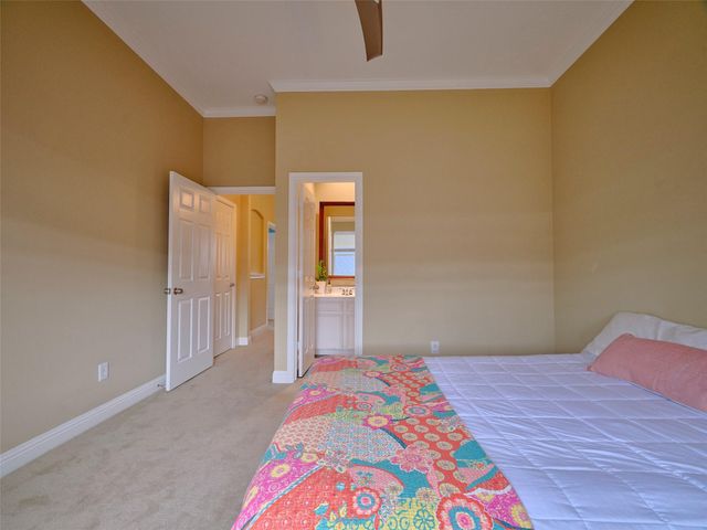 704 Reinicke Street, Houston, TX 77007