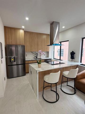 2436 SW 7th St 4, Miami, FL 33135