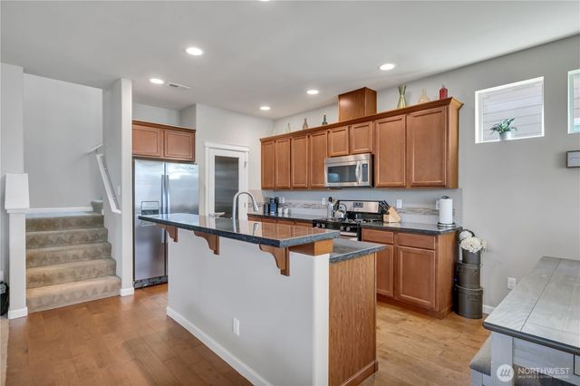 3813 Discovery Avenue SW, Bremerton, WA 98312