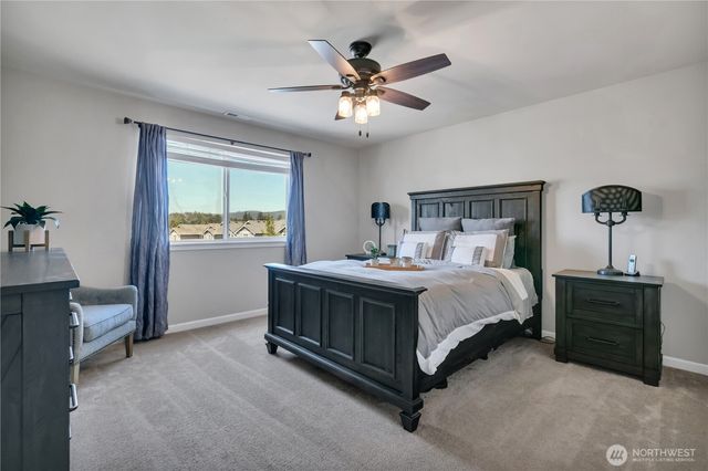 3813 Discovery Avenue SW, Bremerton, WA 98312
