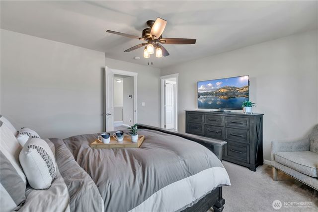 3813 Discovery Avenue SW, Bremerton, WA 98312