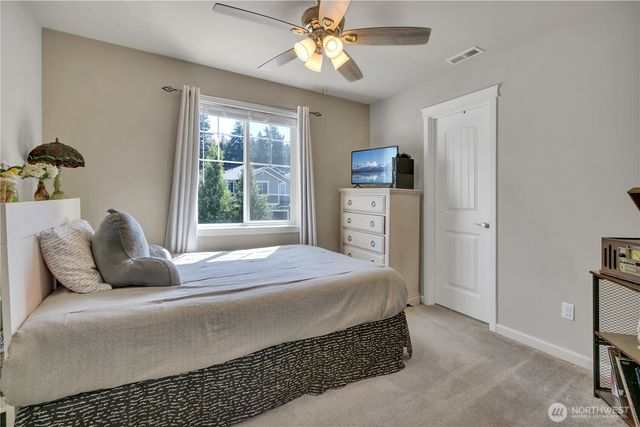 3813 Discovery Avenue SW, Bremerton, WA 98312
