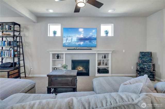 3813 Discovery Avenue SW, Bremerton, WA 98312