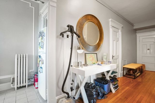 8 Garrison St 706, Boston, MA 02116