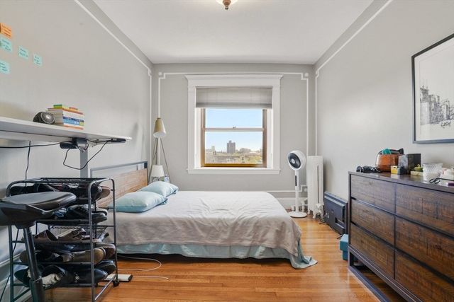8 Garrison St 706, Boston, MA 02116