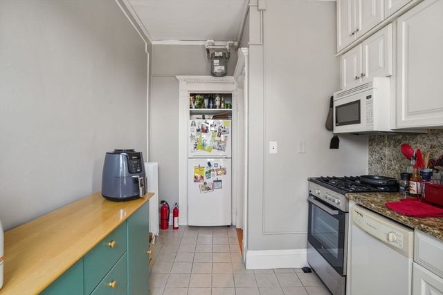 8 Garrison St 706, Boston, MA 02116