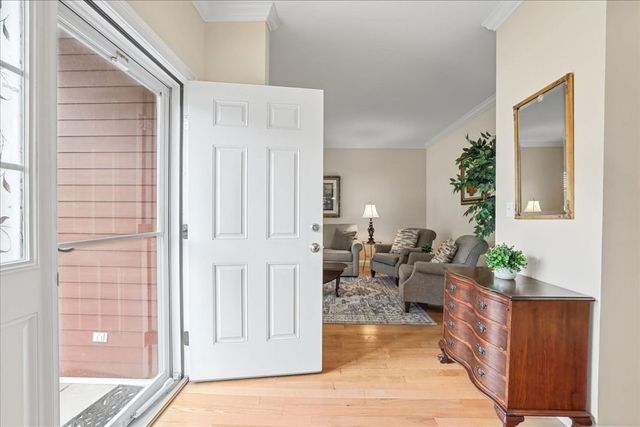 41 Meetinghouse Road, Norfolk, MA 02056