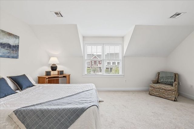 41 Meetinghouse Road, Norfolk, MA 02056