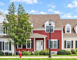 41 Meetinghouse Road, Norfolk, MA 02056
