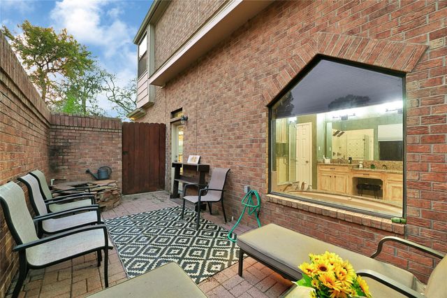 7426 Timberlake Drive, Sugar Land, TX 77479