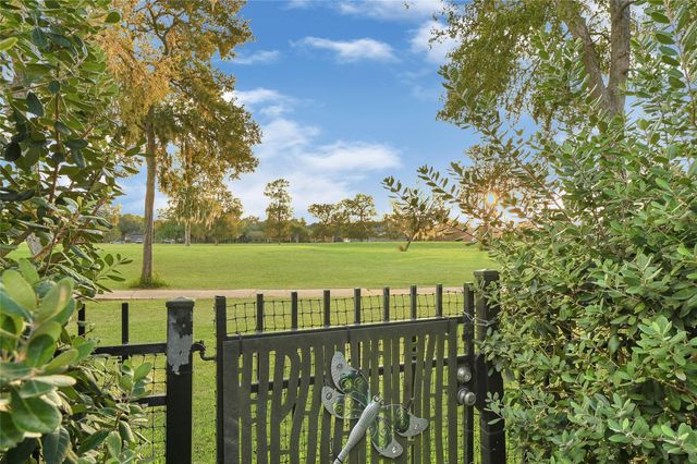 7426 Timberlake Drive, Sugar Land, TX 77479