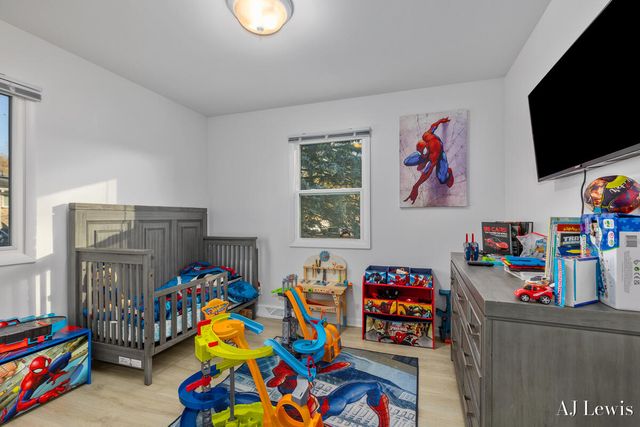 1890 30th Street SW, Wyoming, MI 49519