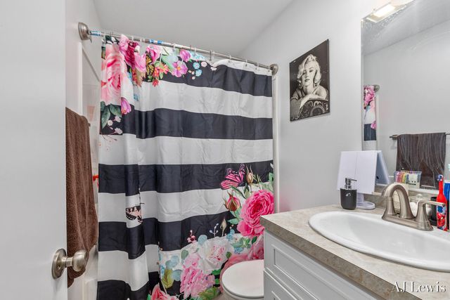 1890 30th Street SW, Wyoming, MI 49519