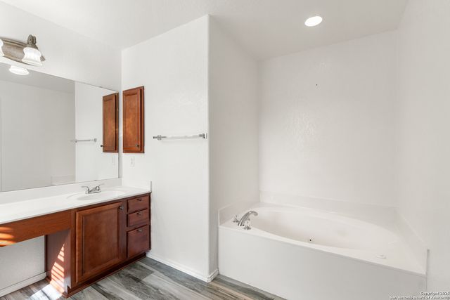 11101 Baywave, Live Oak, TX 78233