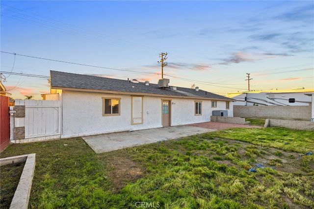 26778 Girard, Hemet, CA 92544