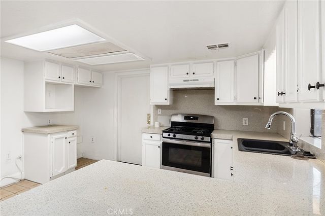 26778 Girard, Hemet, CA 92544