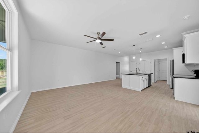 369 CR 4215, Jacksonville, TX 75766