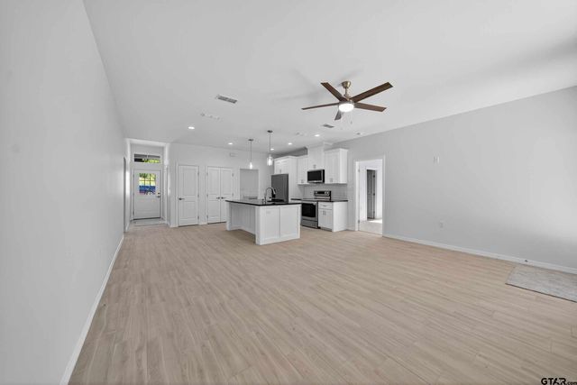 369 CR 4215, Jacksonville, TX 75766