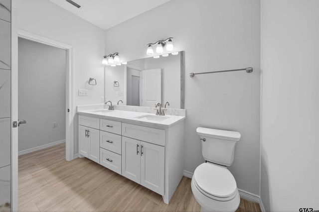 369 CR 4215, Jacksonville, TX 75766