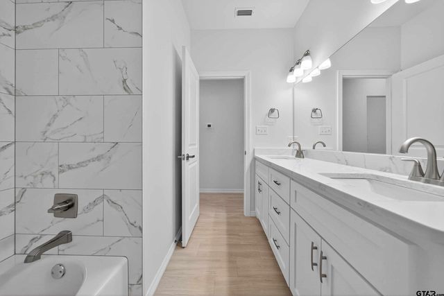 369 CR 4215, Jacksonville, TX 75766