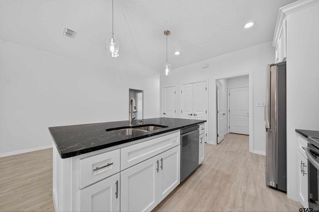 369 CR 4215, Jacksonville, TX 75766