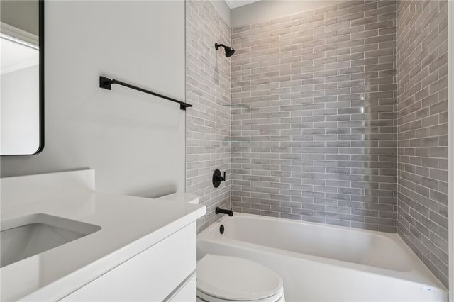 2012 Mallard Lane., Marshall, PA 15005