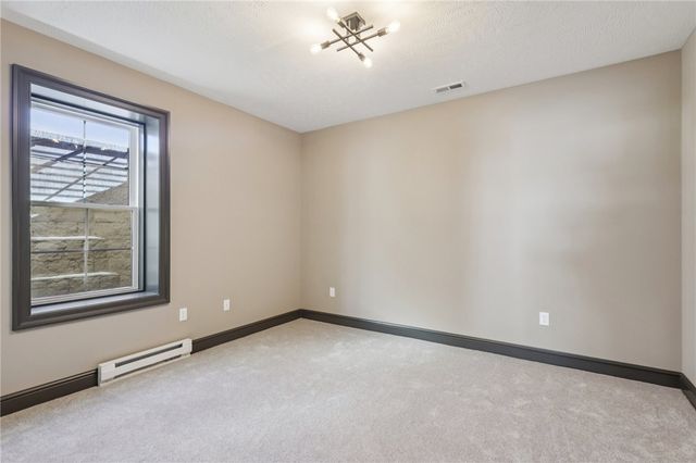 2012 Mallard Lane., Marshall, PA 15005