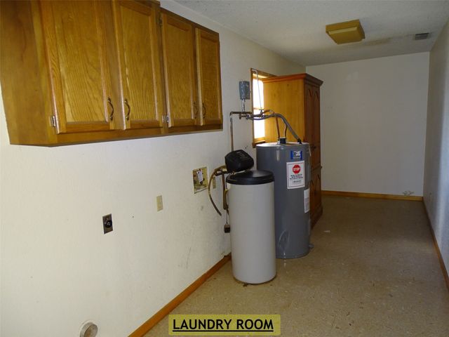 1208 Walnut Street, Sweetwater, TX 79556