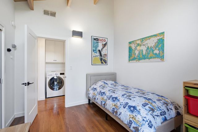 46 Underhill Road, Orinda, CA 94563