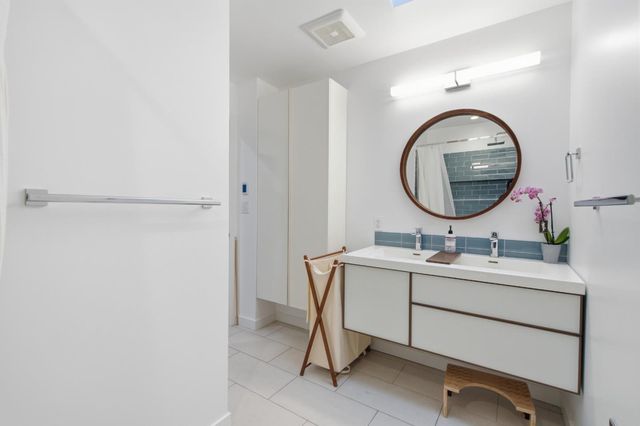 46 Underhill Road, Orinda, CA 94563