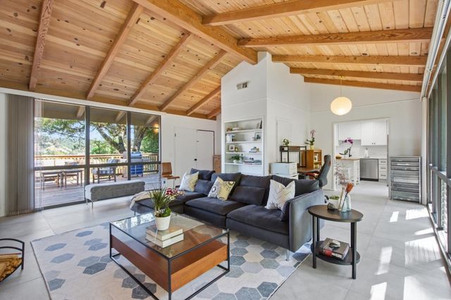 46 Underhill Road, Orinda, CA 94563