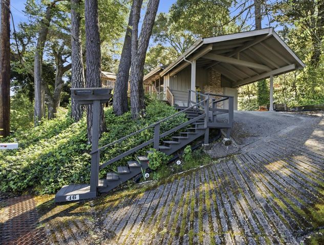 46 Underhill Road, Orinda, CA 94563