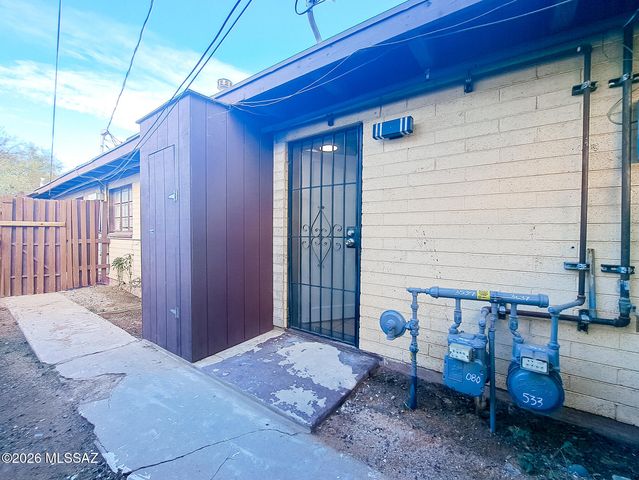 3537 E Camden Street, Tucson, AZ 85716