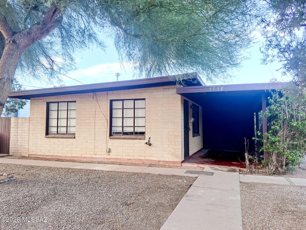 3537 E Camden Street, Tucson, AZ 85716
