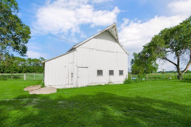 1945 N 900th Road, Eudora, KS 66025