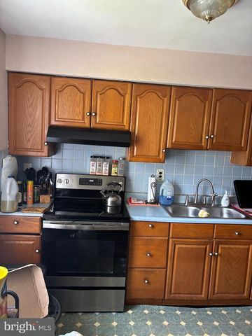 217 ASHLAND AVE, Cherry Hill, NJ 08003