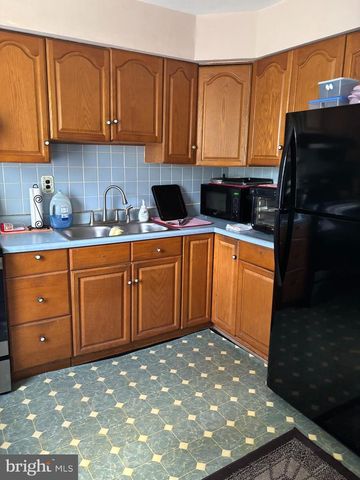 217 ASHLAND AVE, Cherry Hill, NJ 08003