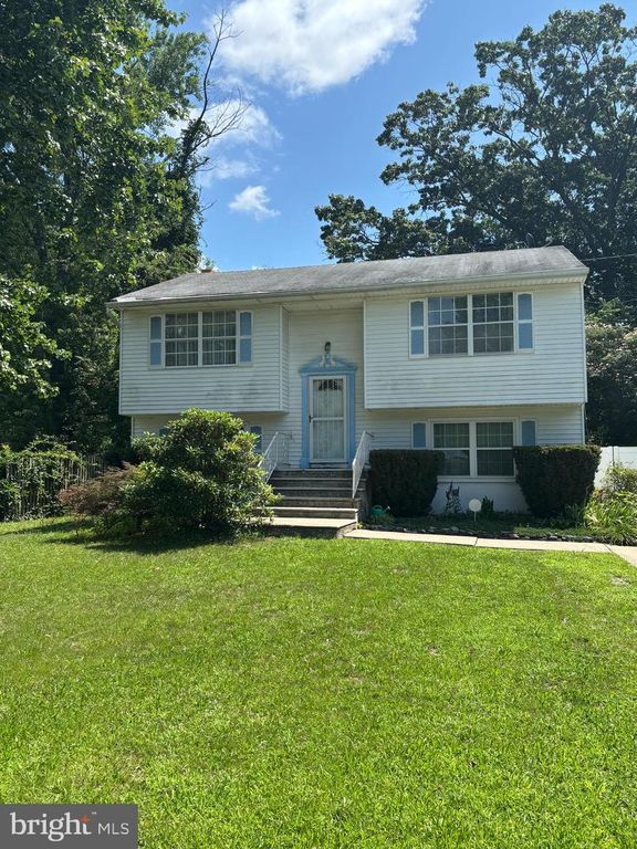 217 ASHLAND AVE, Cherry Hill, NJ 08003