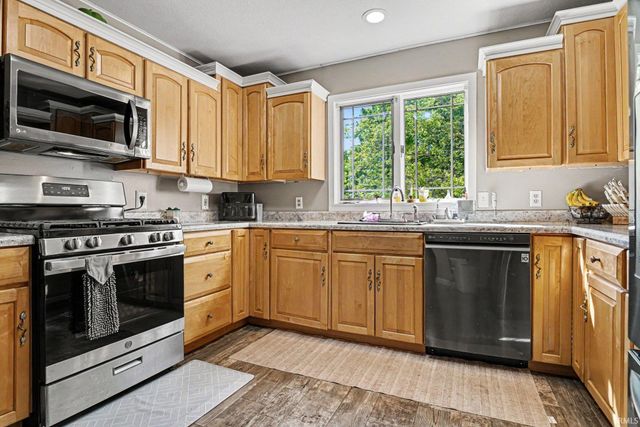 7695 W 350 N, Shipshewana, IN 46565