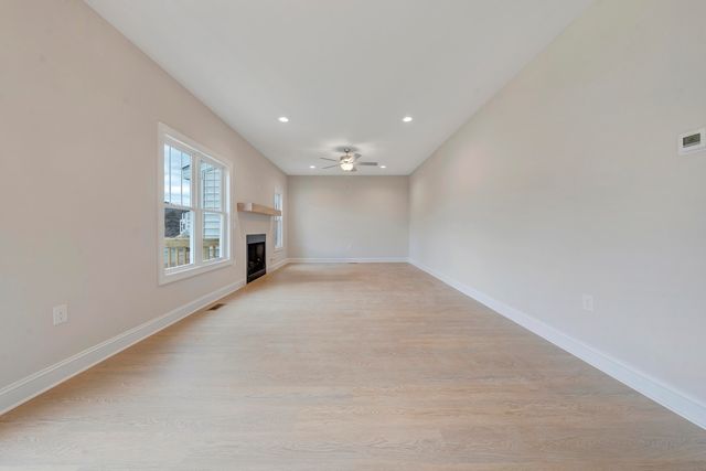 5363 Latah ST, Salem, VA 24153