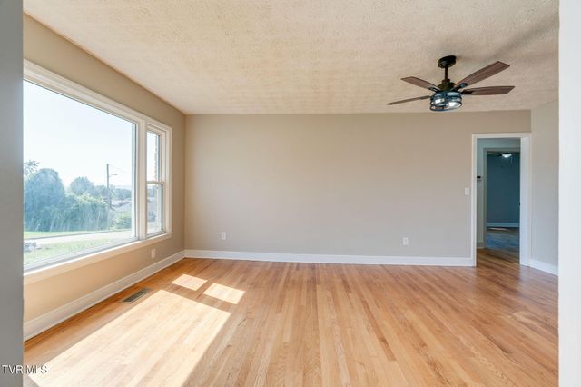 712 Morison Avenue, Kingsport, TN 37660
